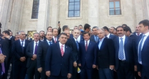 Özel Halk otobüsleri camiası Başbakan Davutoğlu ve milletvekilleri ile görüştü